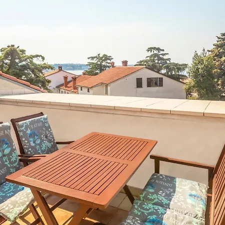 Apartment Pavle *