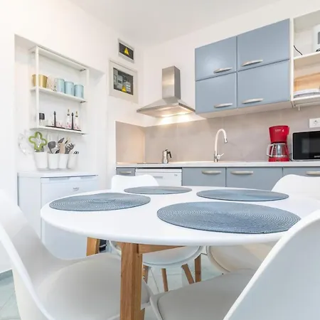 Pavle Apartment *